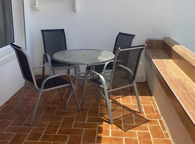 Island Village Ocean View アデヘ