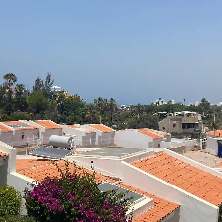Island Village Ocean View * Адехе