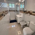 Island Village Ocean View Апартаменти *